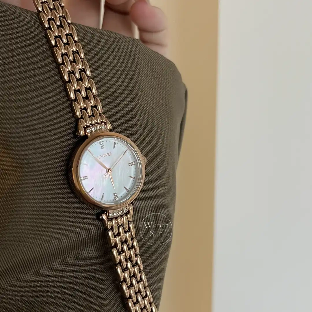 Vintage Gold/Silver Round Face Mother of Pearl Watch