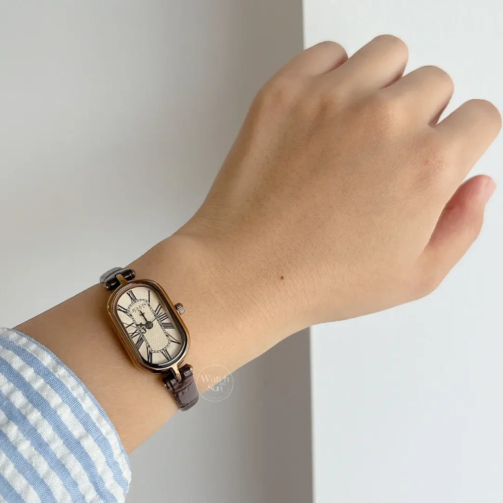 Classic Brown Oval Genuine Leather Wristwatch