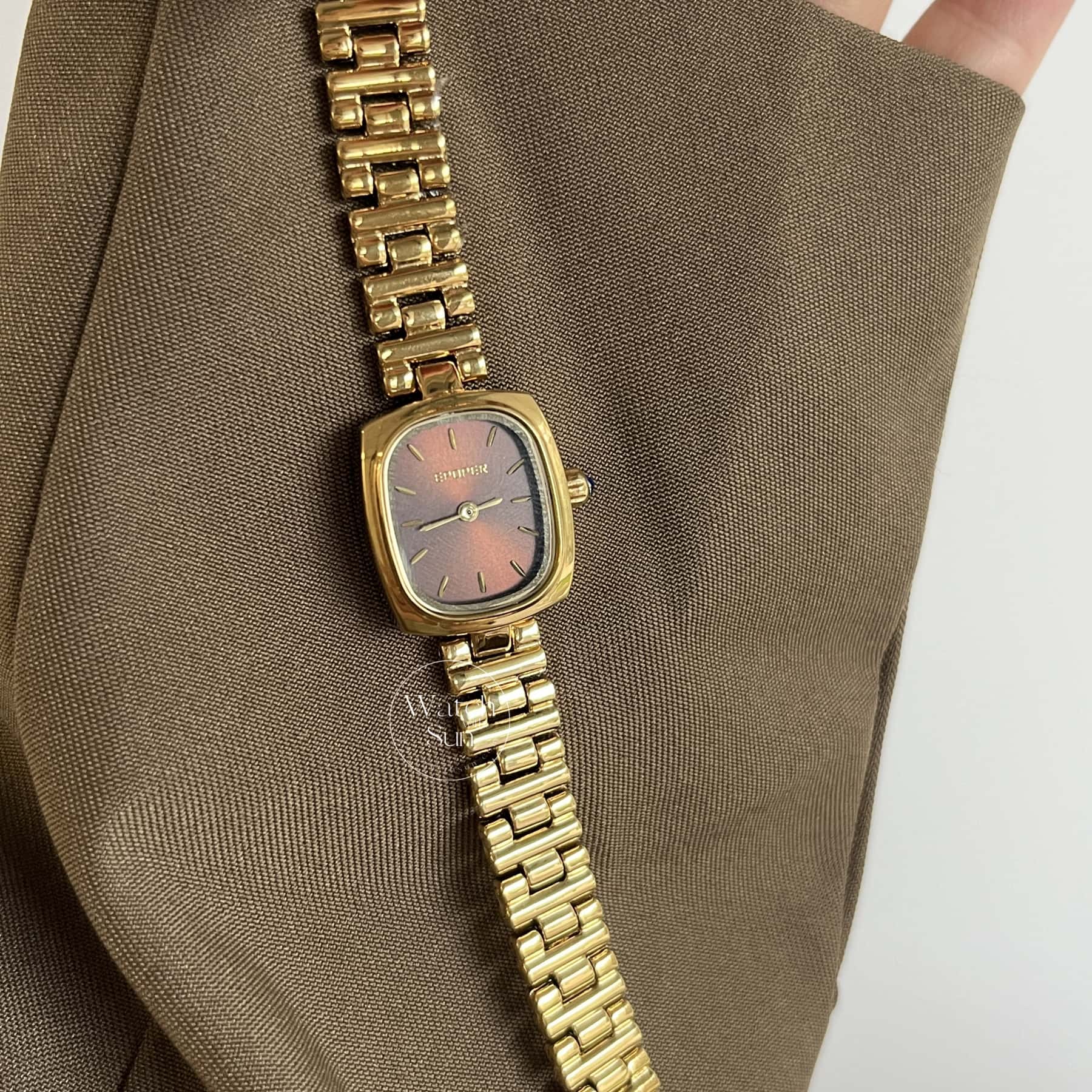 Chic Style Brown/White Oval Stainless Steel Bracelet Watch