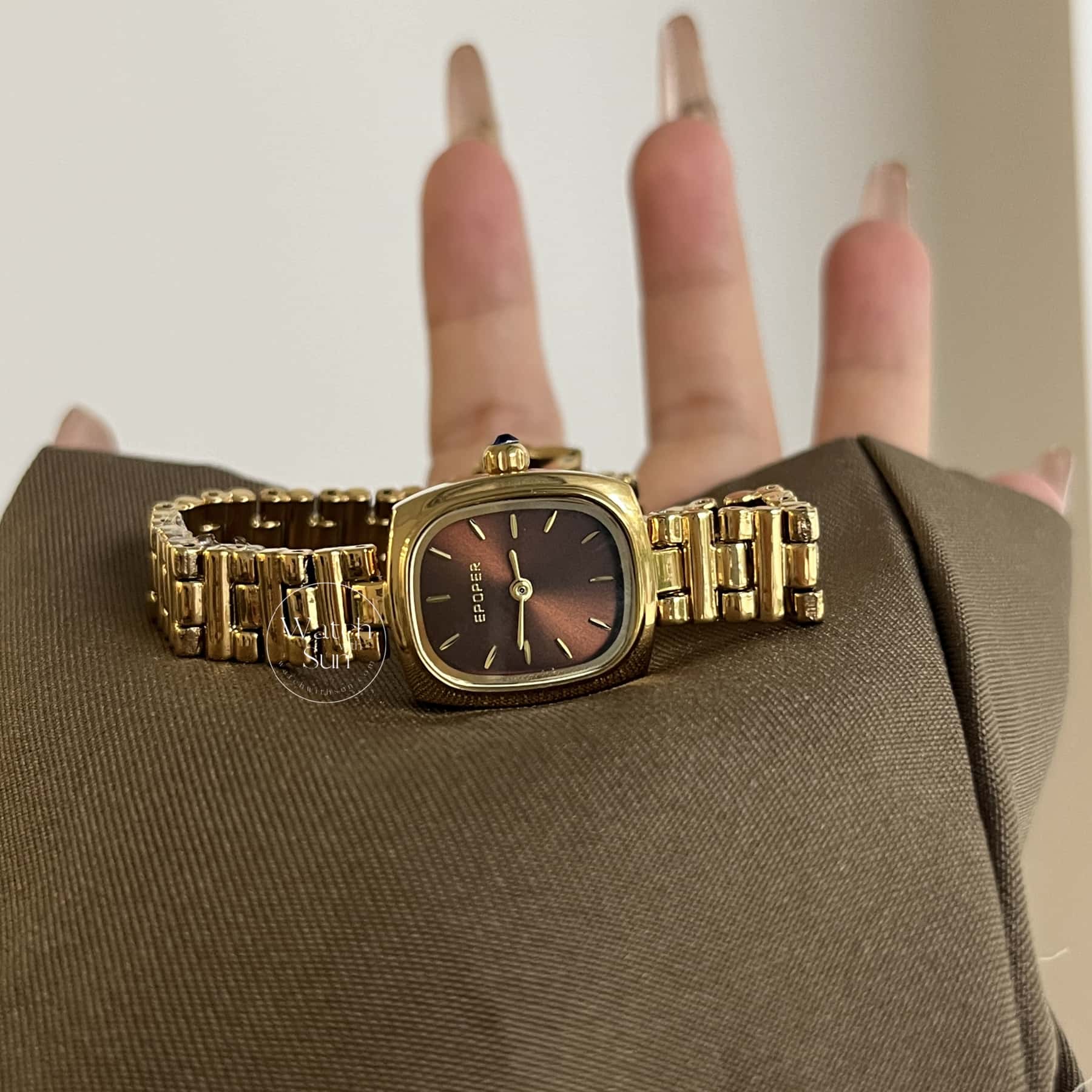 Chic Style Brown/White Oval Stainless Steel Bracelet Watch