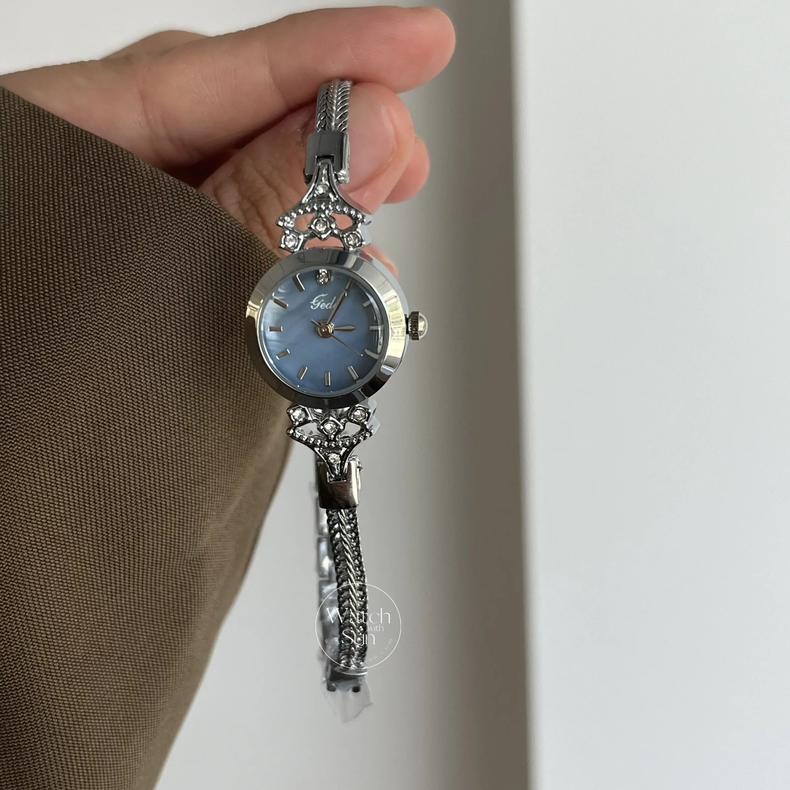 Chic Blue Small Round Face Bracelet Watch