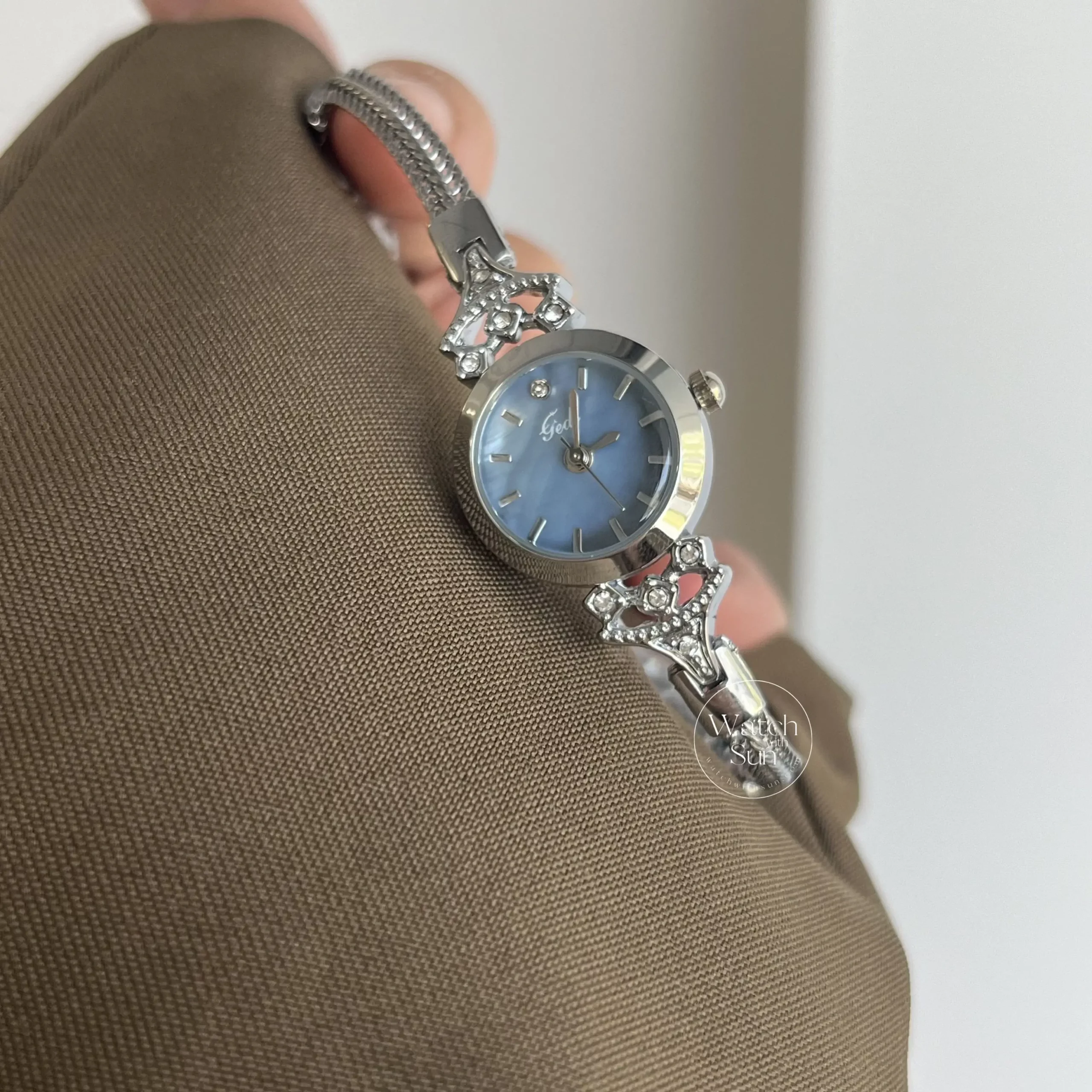 Chic Blue Small Round Face Bracelet Watch
