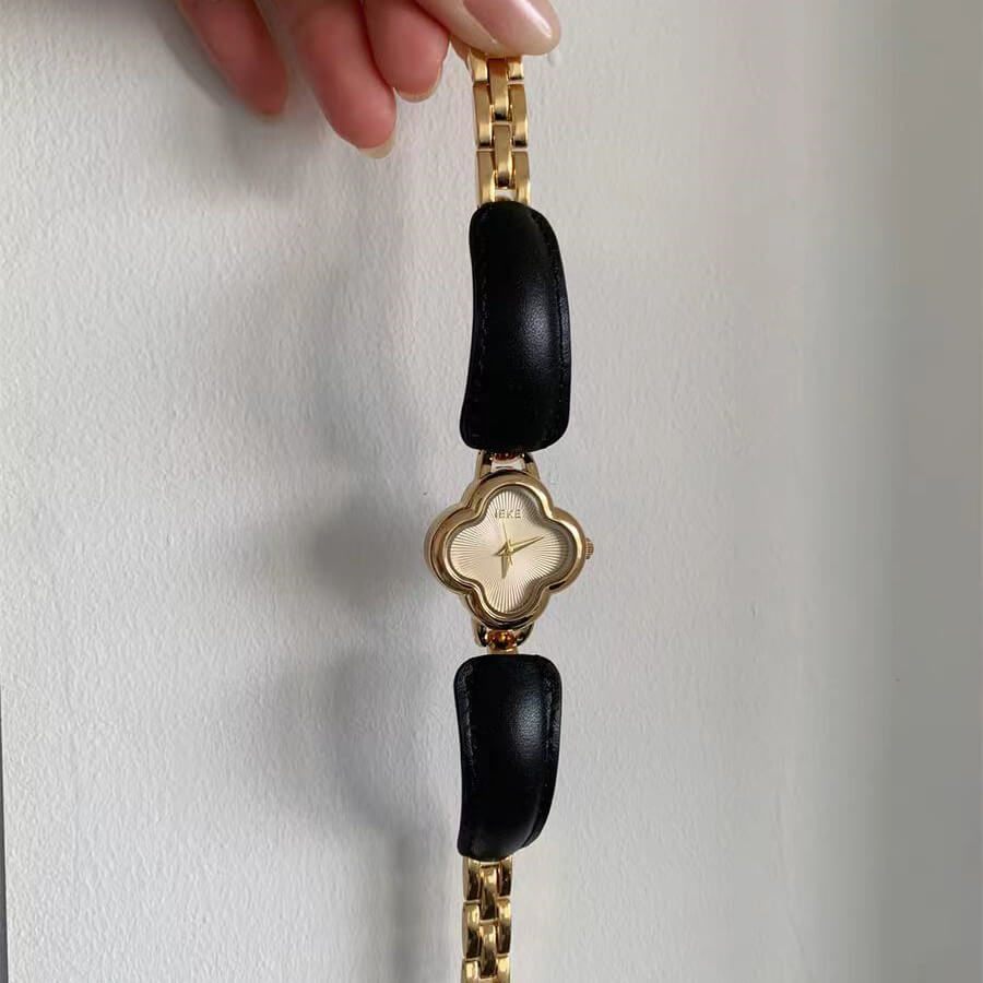 Classic Black/Brown/White Cloud-Shaped Wristwatch