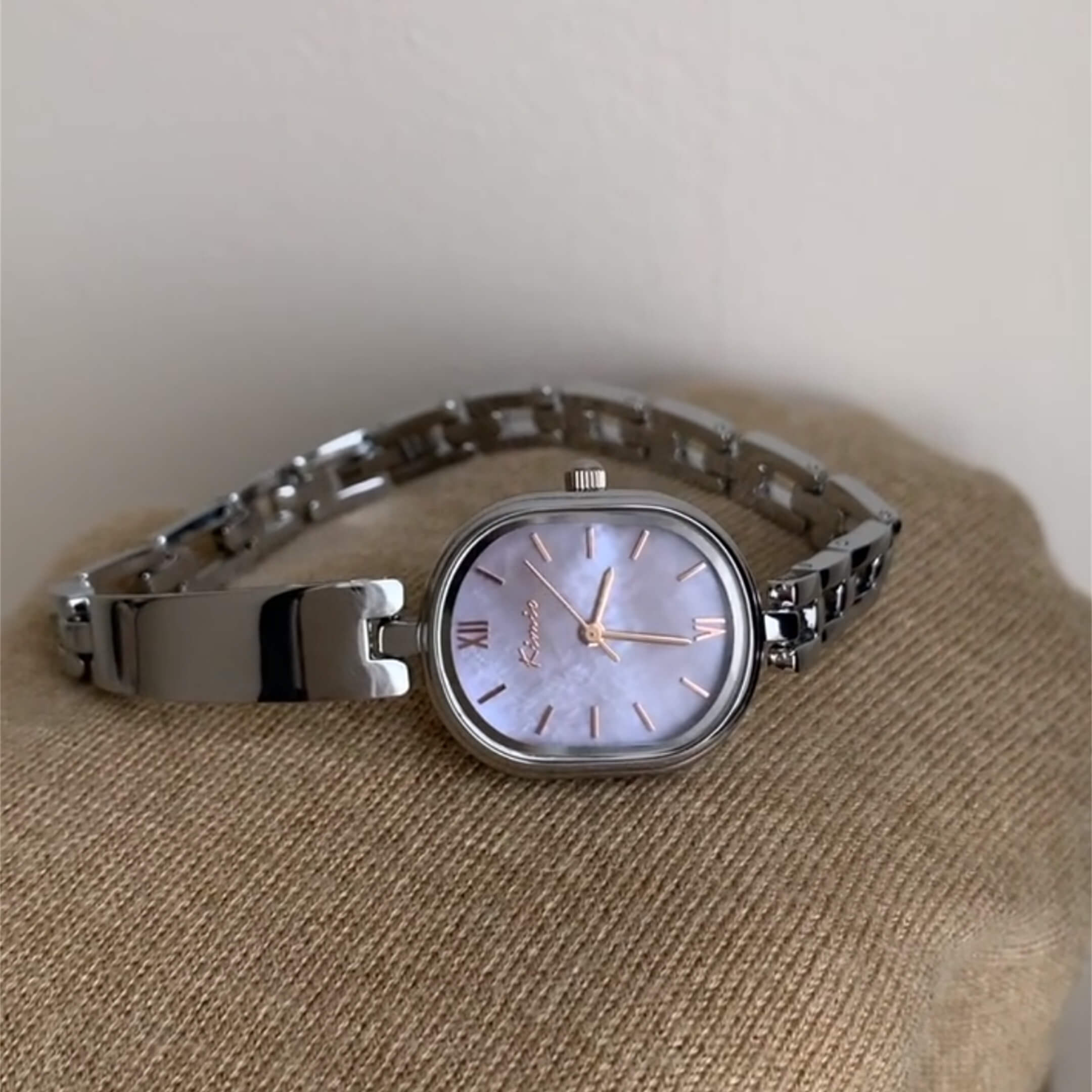 Chic Purple Mother of Pearl Face Bracelet Watch