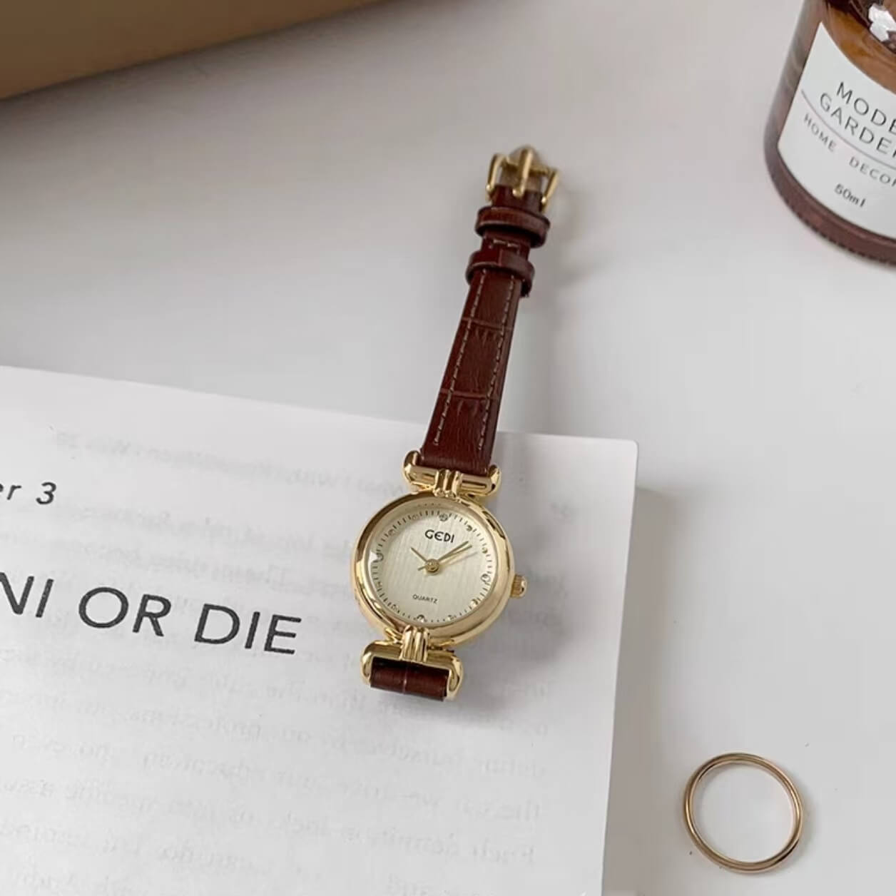 Vintage Black Round Genuine Leather Watch for Women