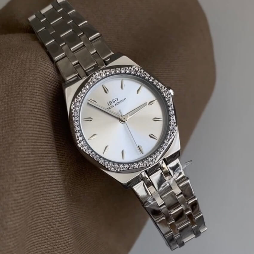 Minimalist Style Round Face Silver Bracelet Ladies Watch