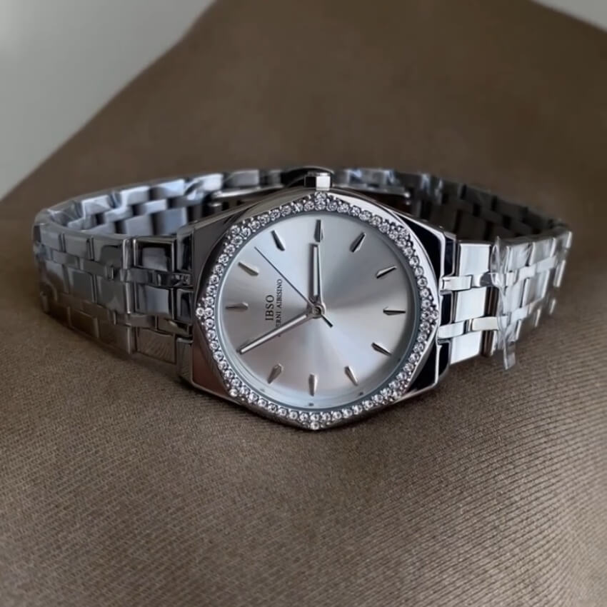 Minimalist Style Round Face Silver Bracelet Ladies Watch