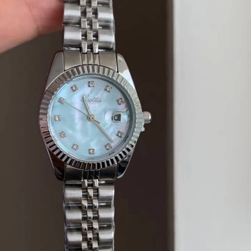 Dainty Style Blue Round Face Silver Bracelet Women's Watch