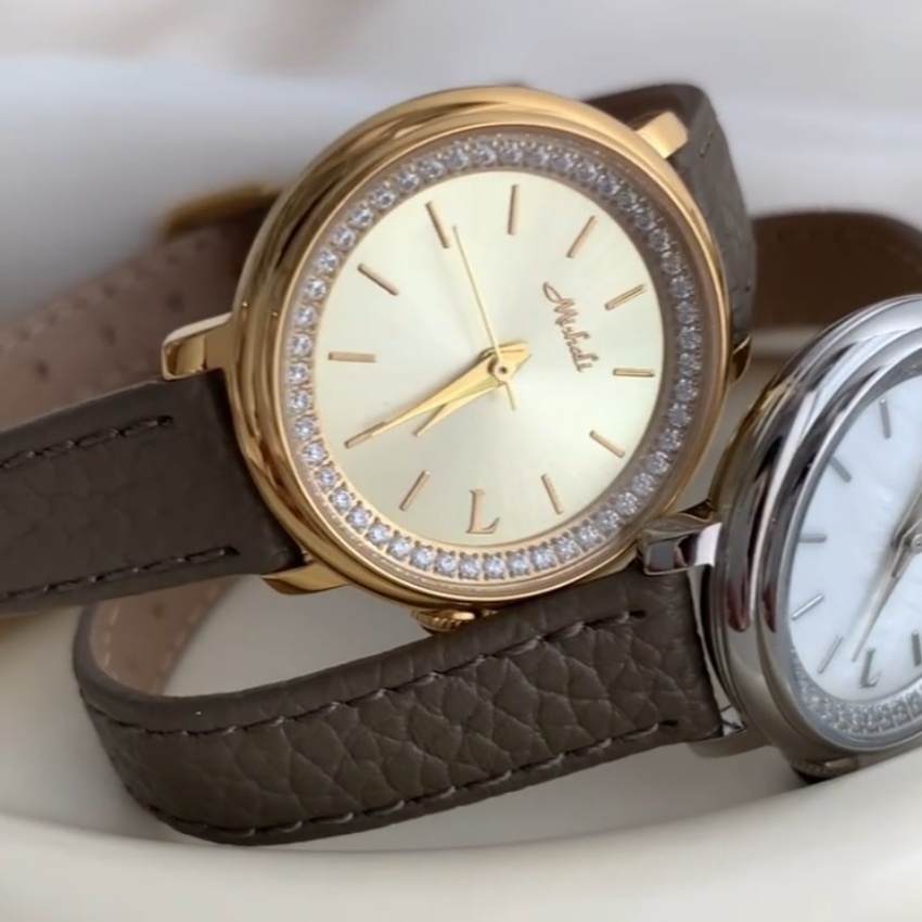 Vintage Style Gold/Silver Round Face Brown/Orange Leather Watch