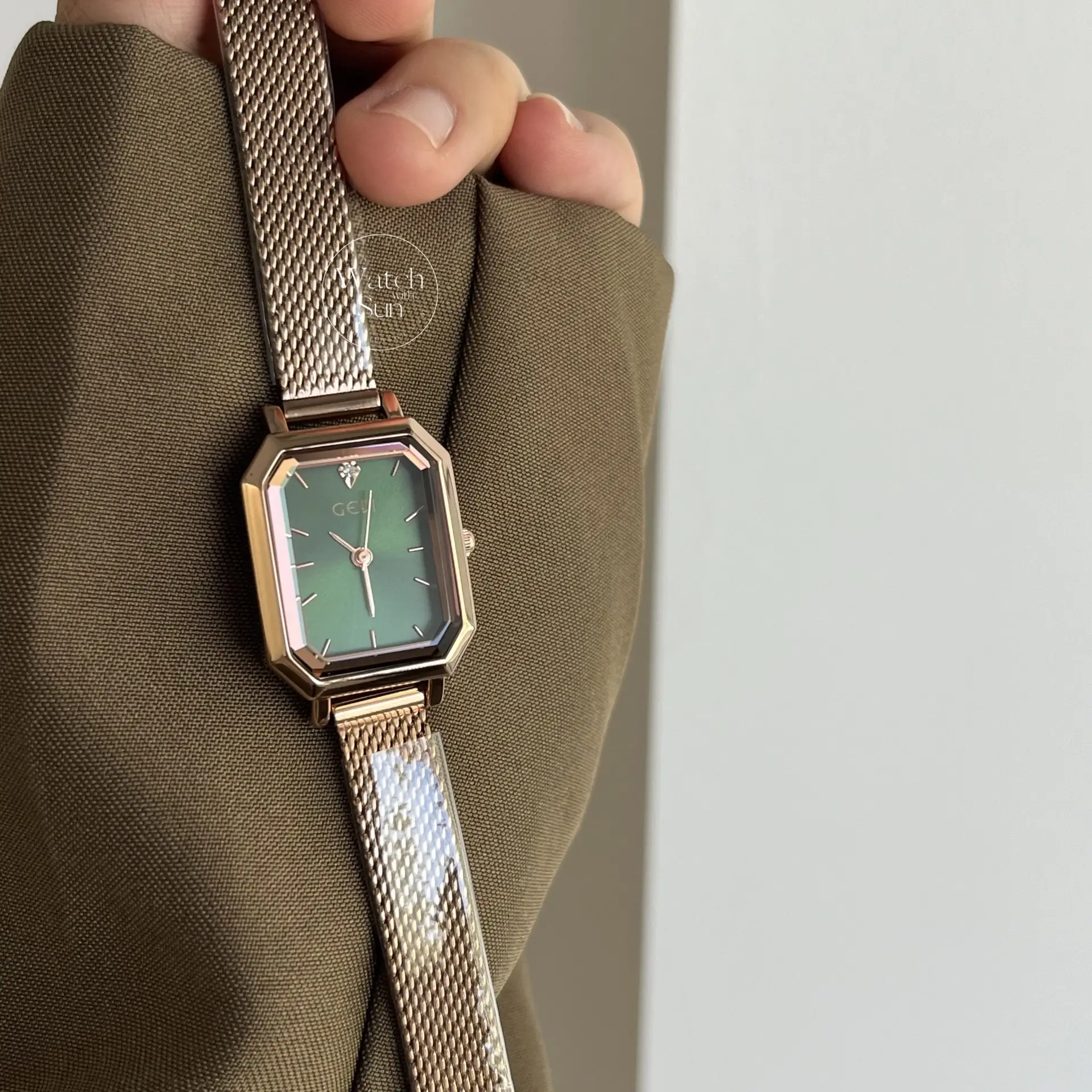Dainty Green Small Suare Face Women's Watch