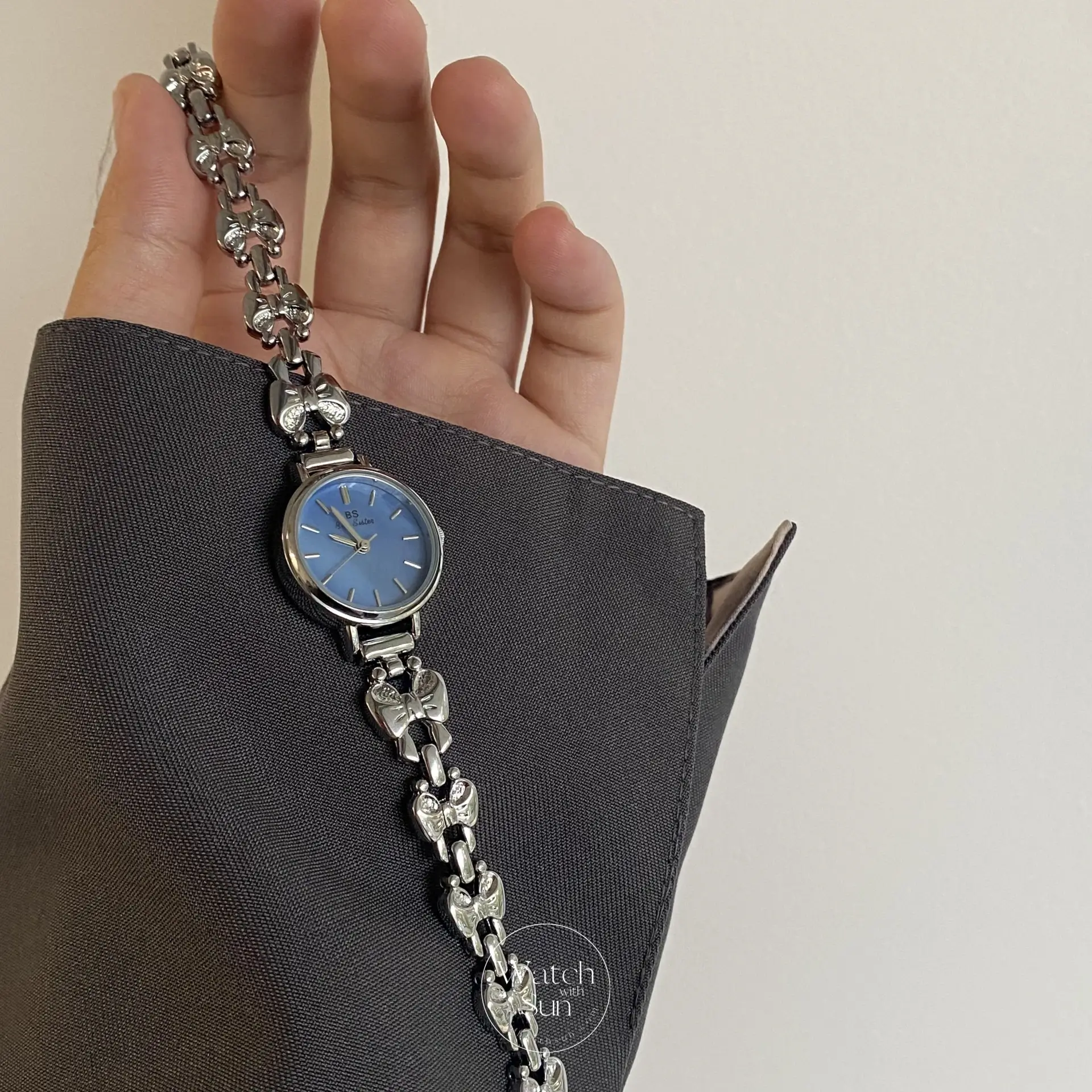 Dainty Blue Motherof Pearl Face Bracelet Watch