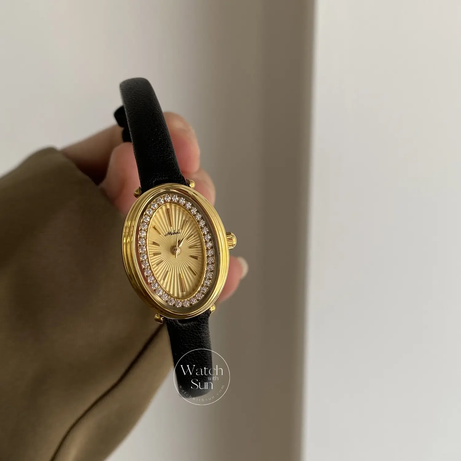 Vintage Gold Small Oval Face Red/Brown/Black Leather Watch