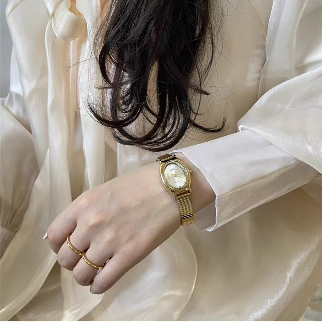 Vintage Style Rose Gold Oval Bracelet Ladies Watch