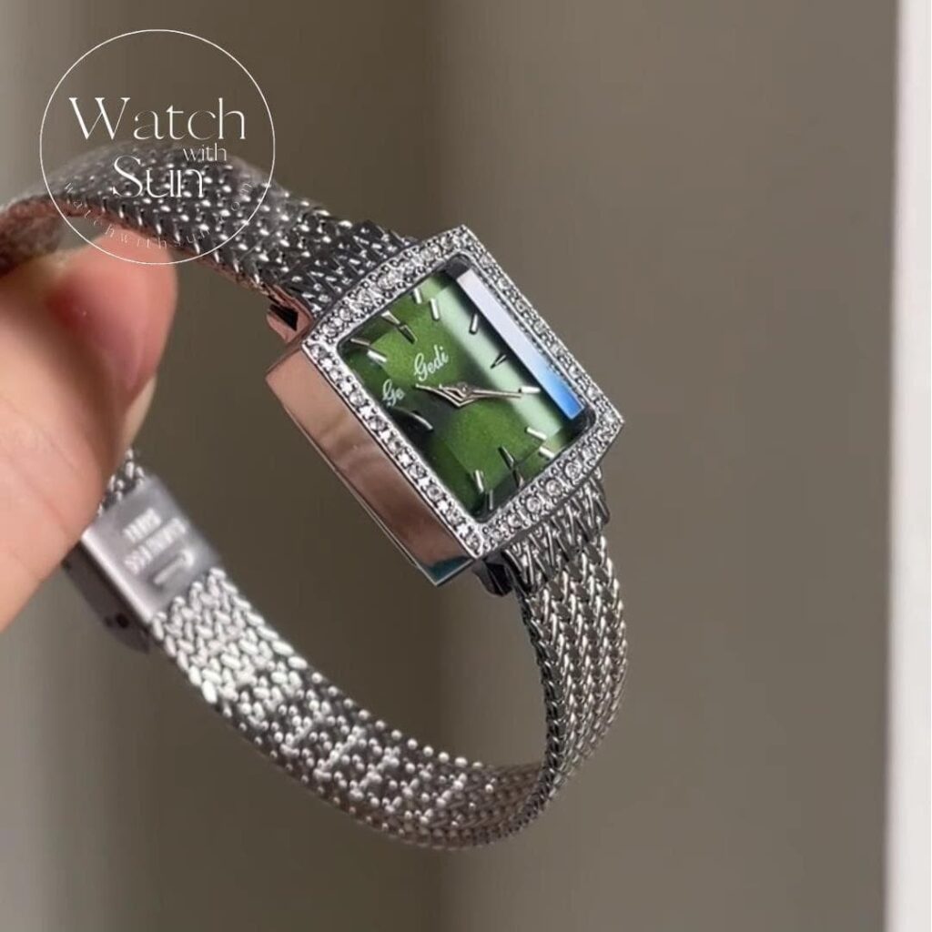 Elegant Green Leather Strap Waterproof Wristwatch With Tempered Glass 22 CM Length Wavlynn main image 0