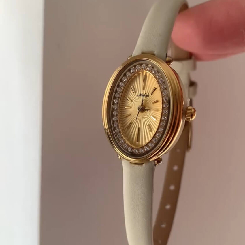 Vintage Gold Small Oval Face Leather Watch