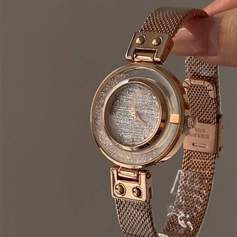 Chic Gold/Silver Round Face Watch for Women