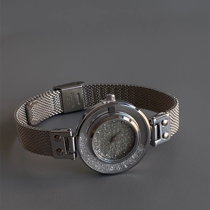 Chic Gold/Silver Round Face Watch for Women