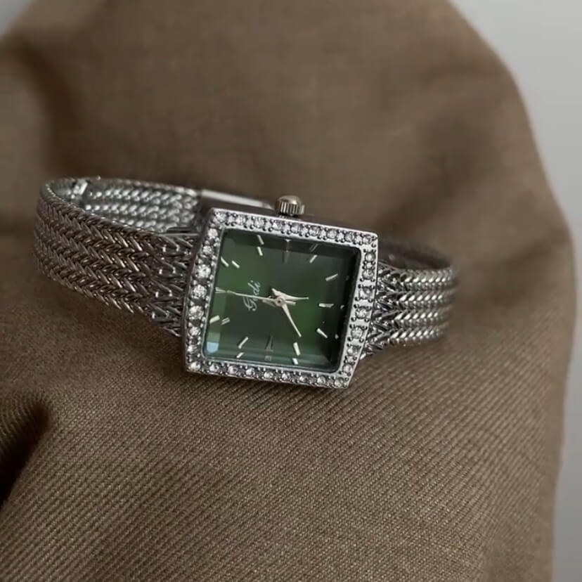 Chic Emerald Green Color Face Bracelet Watch