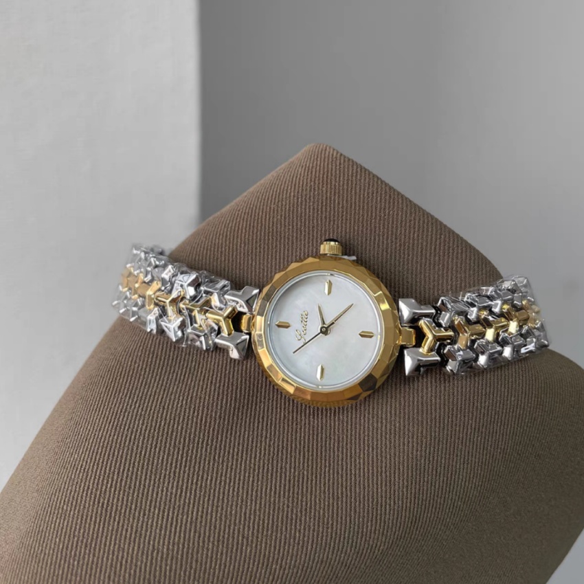 Cool Mother of Pearl Round Face Gold&Silver Two-tone Bracelet Women‘s Watch