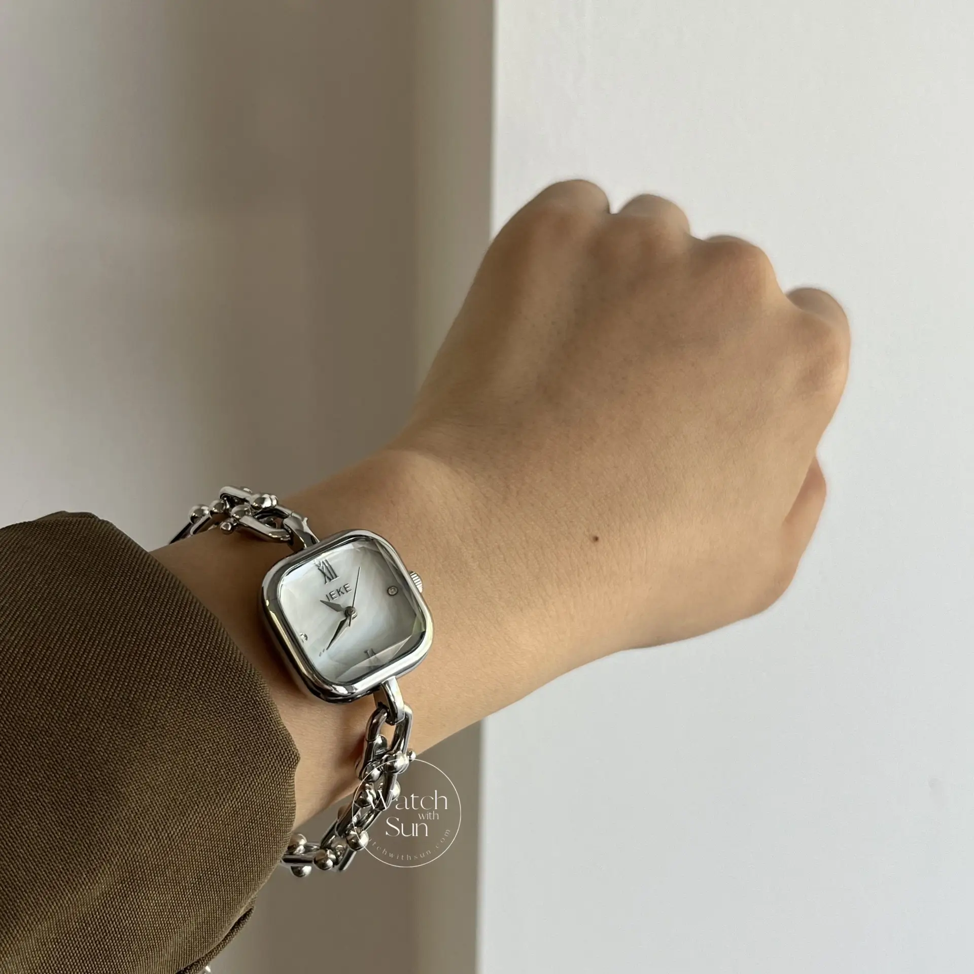 Cool Square Women’s Silver/Gold Bracelet Watch