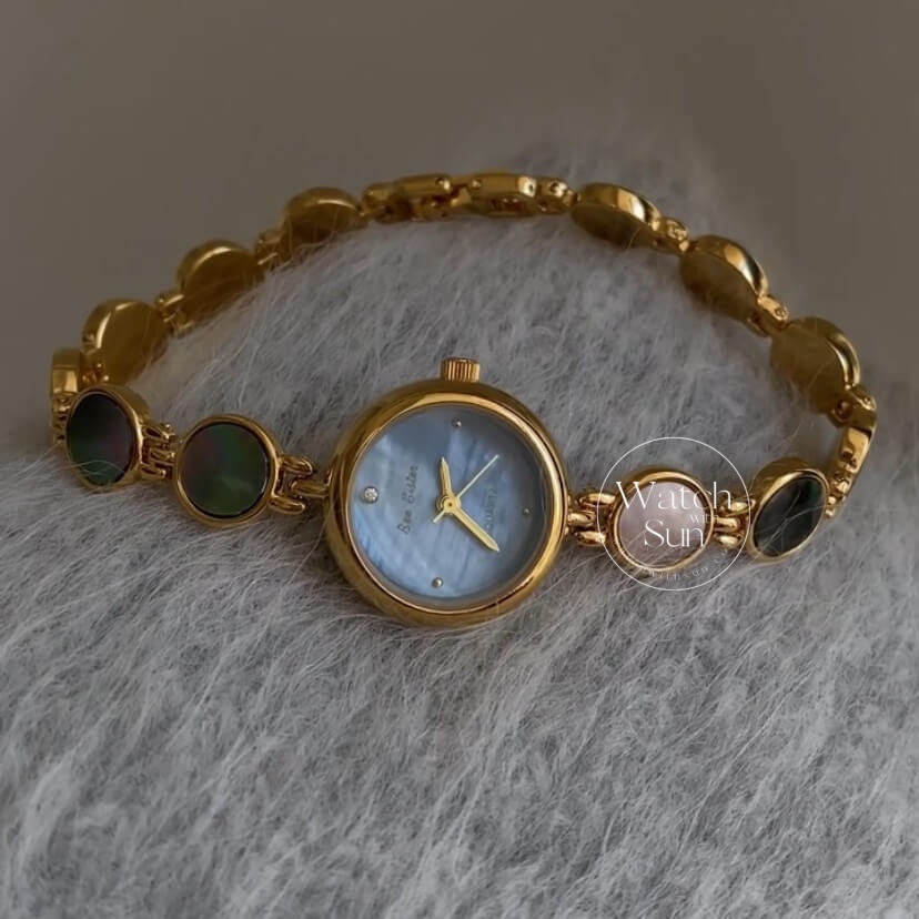 Chic Gold-Blue Mother of Pearl Bracelet Watch