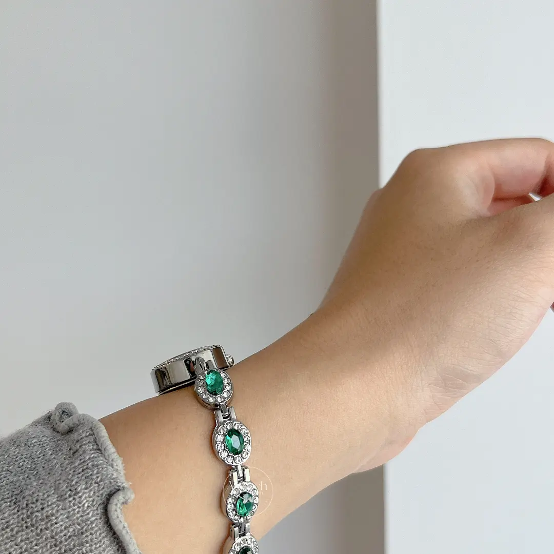 Vintage Style Green Zircon Bracelet Watch