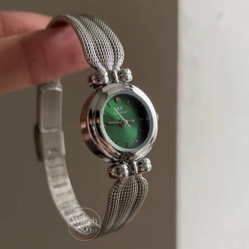 Chic Style Round Green Face Stainless steel Watch