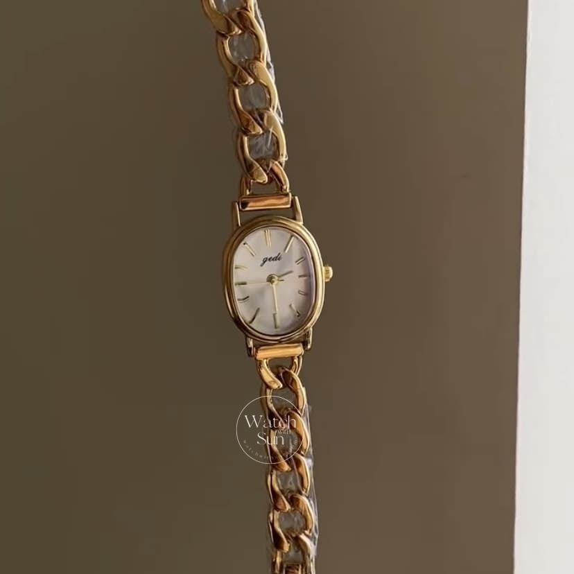 Chic White Oval Face Bracelet Watch for Women