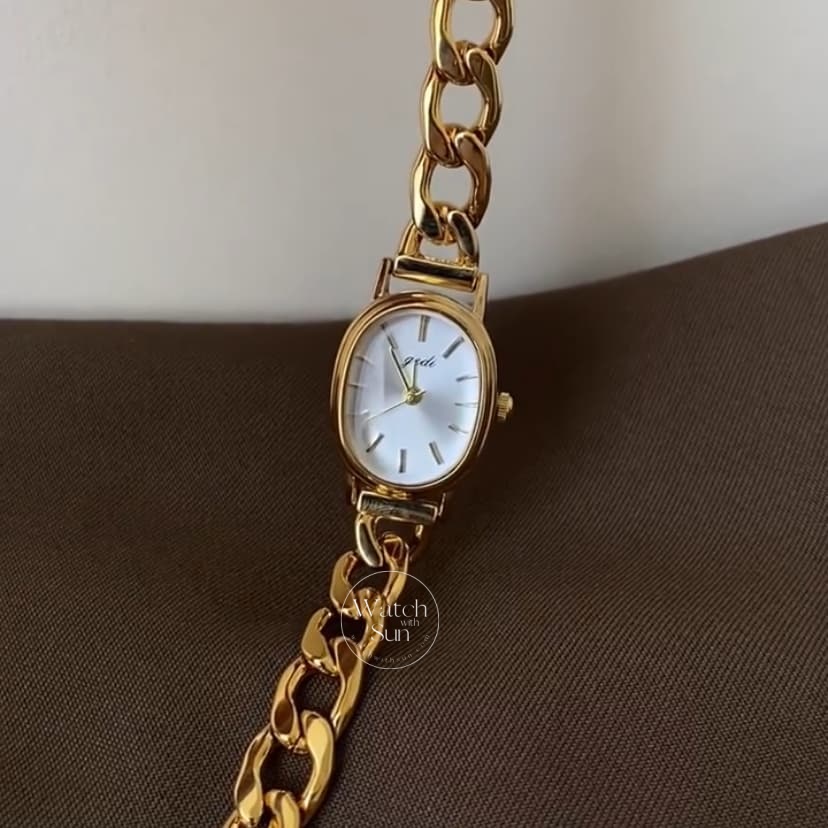 Chic White Oval Face Bracelet Watch for Women