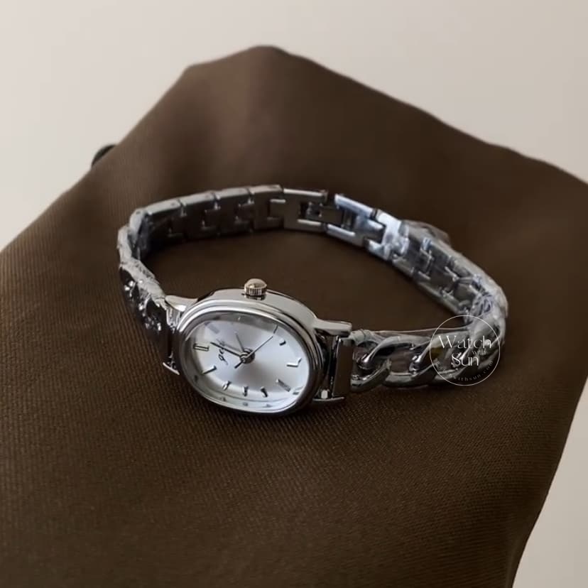 Chic White Oval Face Bracelet Watch for Women