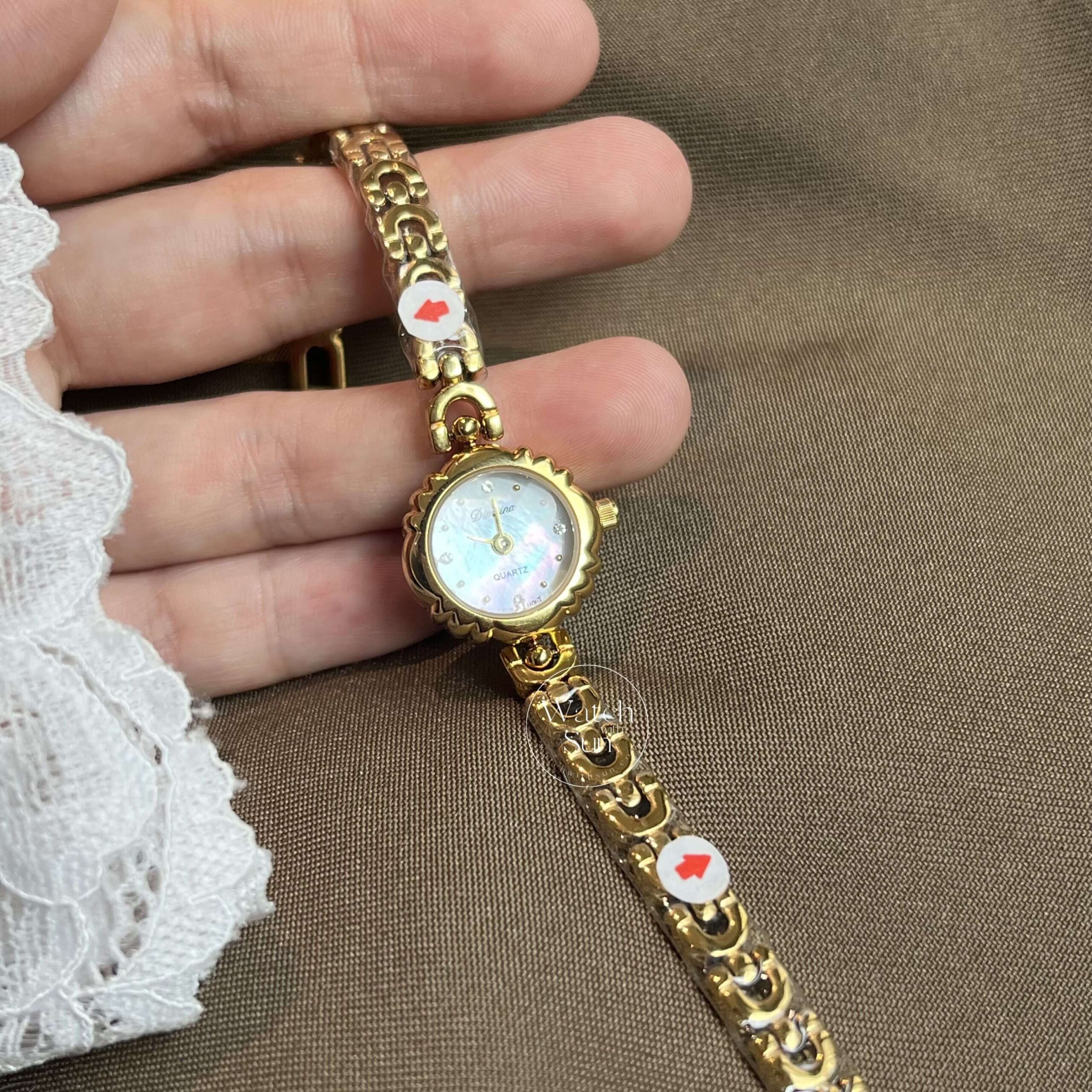 Vintage Inspired Small Dainty Gold Laides Watch
