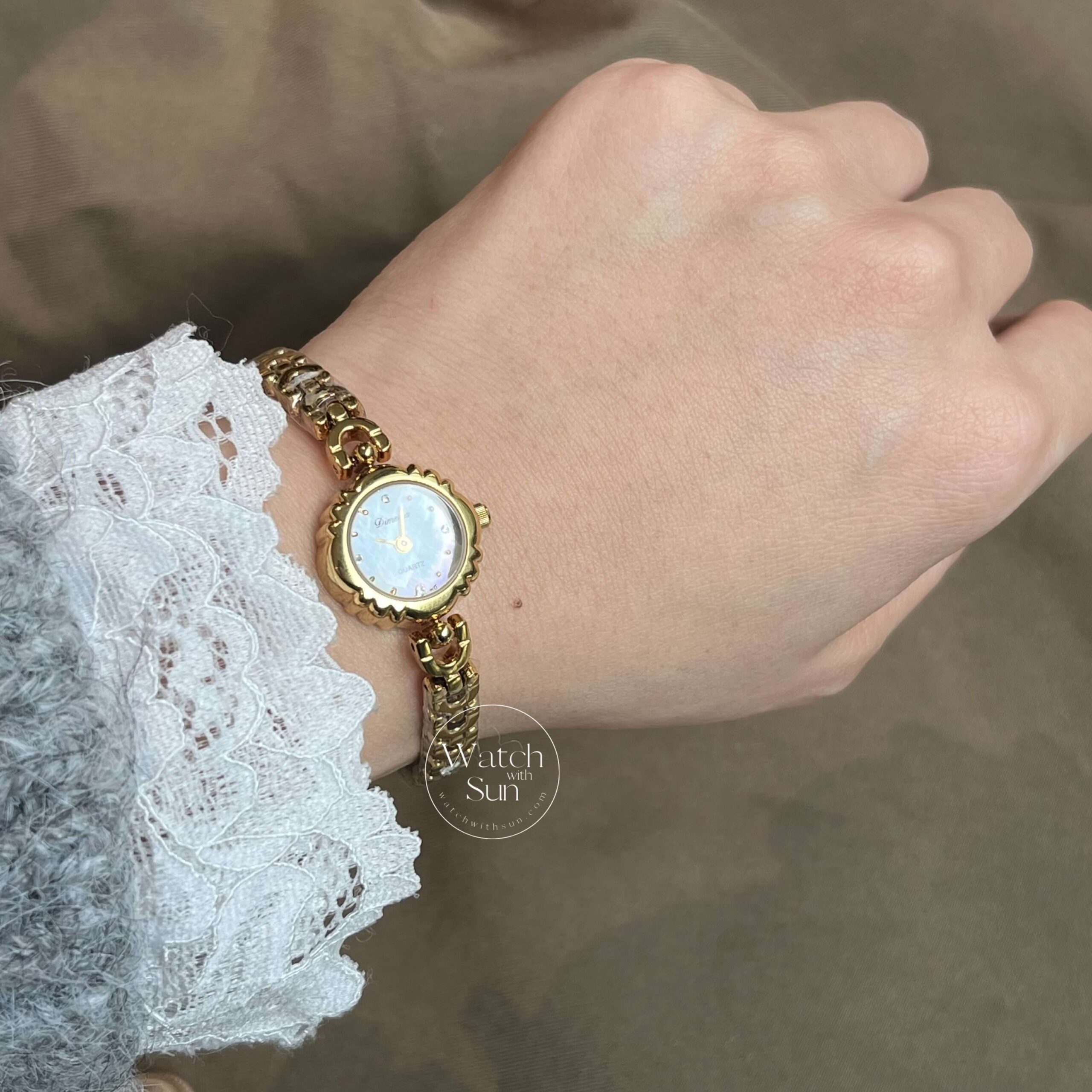 Vintage Inspired Small Dainty Gold Laides Watch