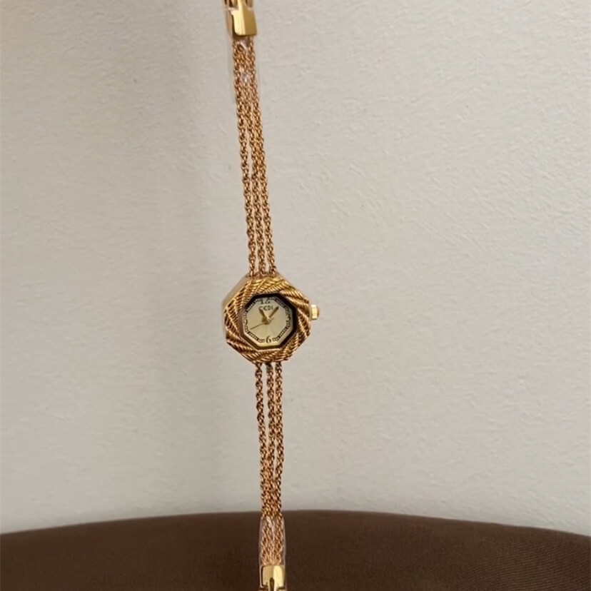 Chic Style Gold Small Round Face Women's Watch