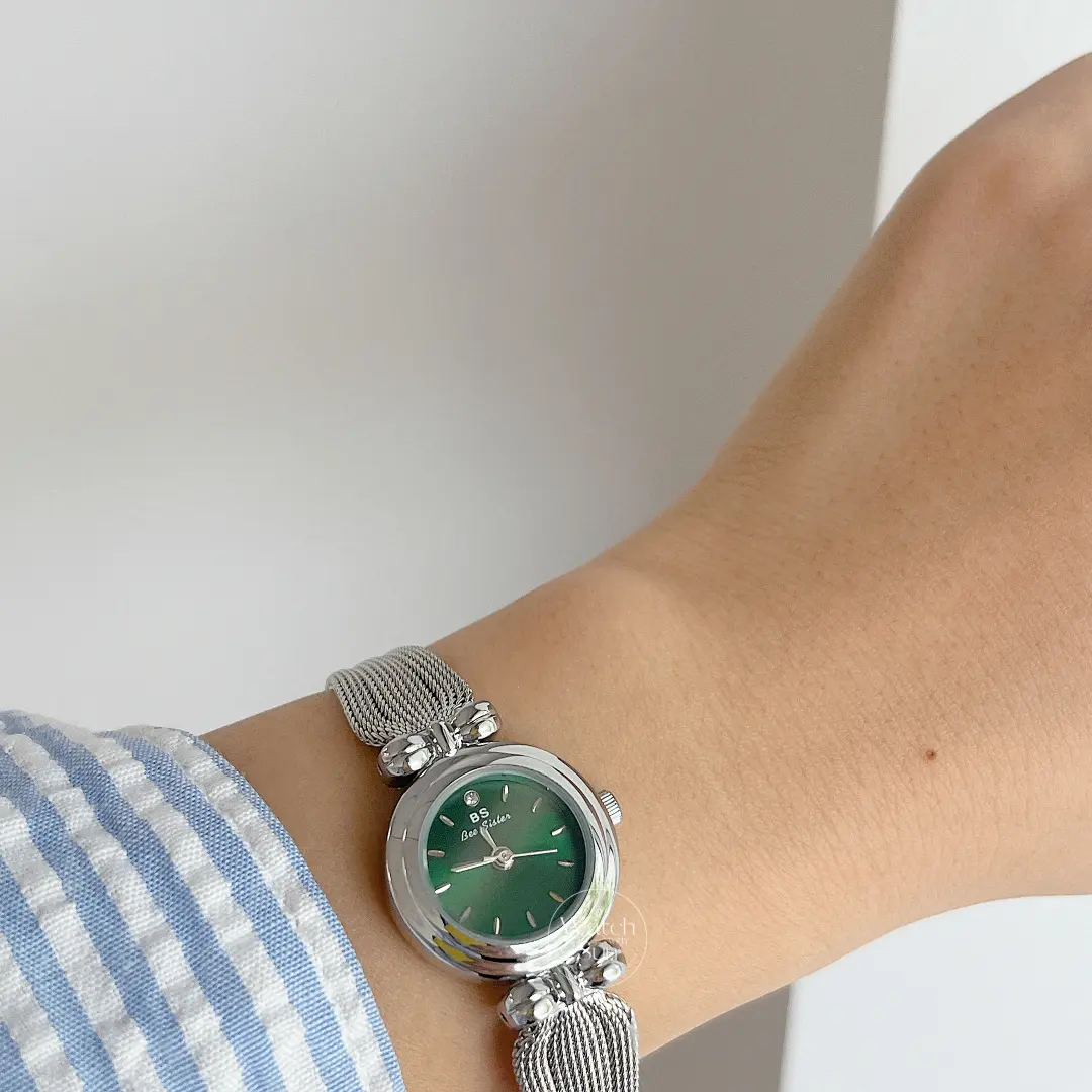 Chic Style Round Green Face Stainless steel Watch