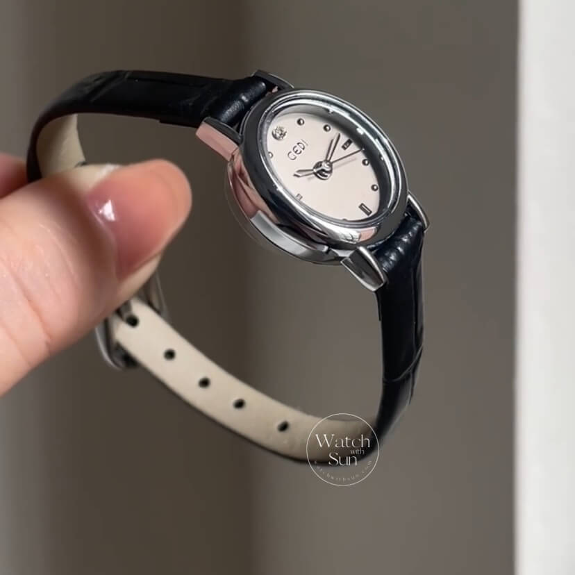 Minimalist Small Face Black/Brown Leather Watch