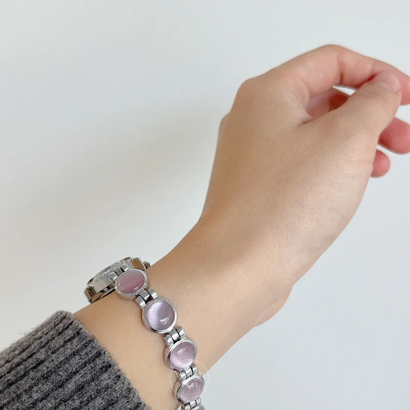 Vintage Round Blue/Purple Cat's Eye Bracelet Watch