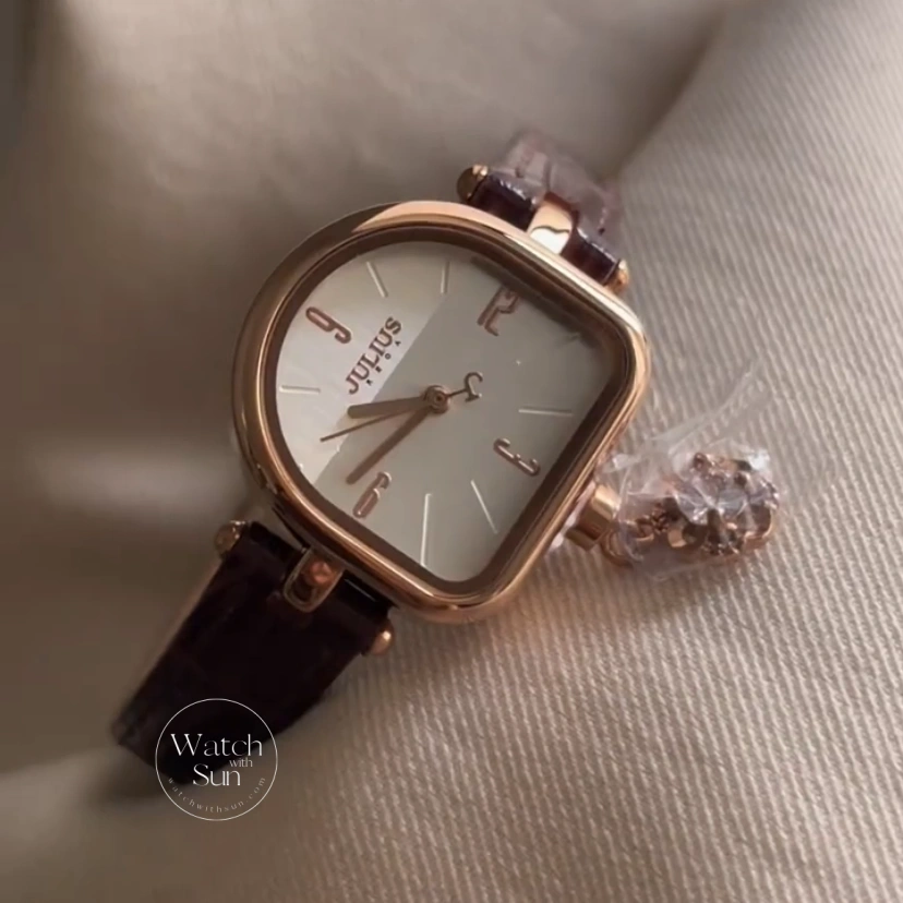 Chic White Dial Brown Leather Ladies Watch