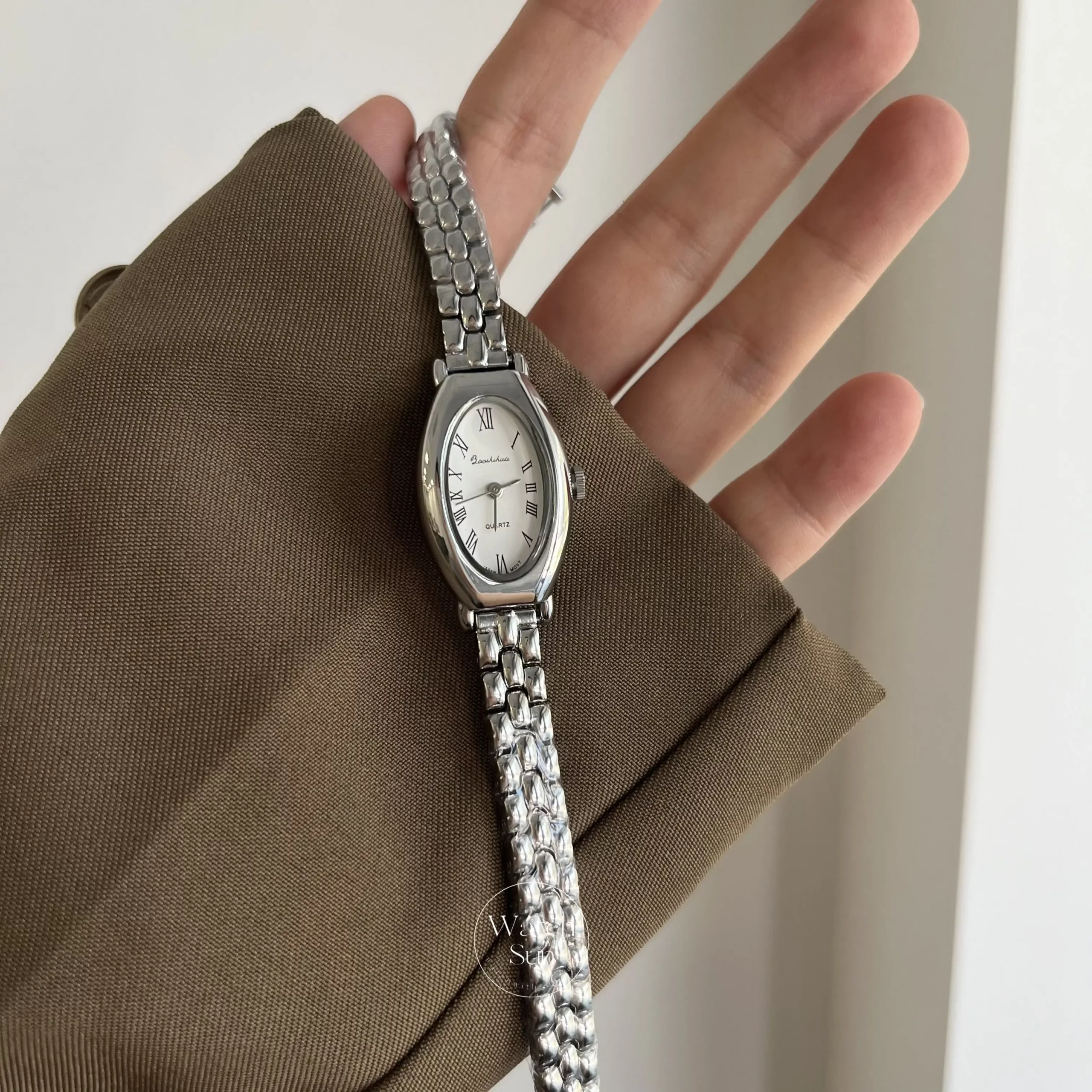 Oval White Vintage Silver Womens Watch