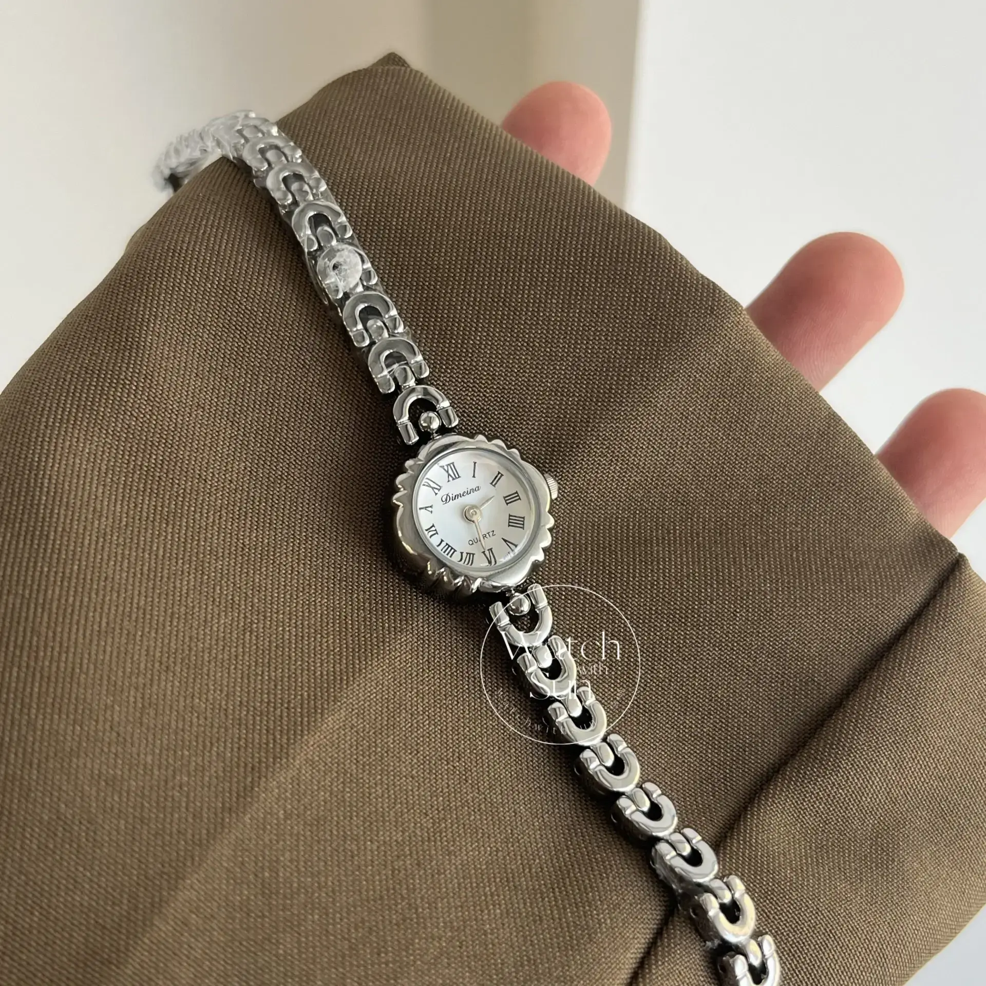 Chic Small Roman Numerals Face Silver Bracelet Laides Watch