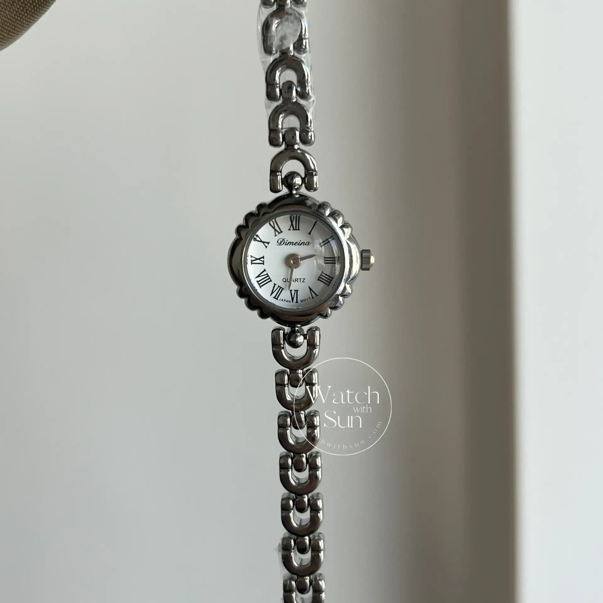 Chic Small Roman Numerals Face Silver Bracelet Laides Watch