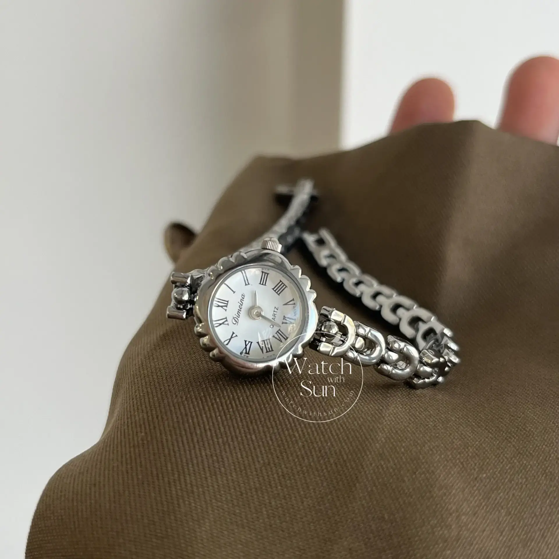 Chic Small Roman Numerals Face Silver Bracelet Laides Watch