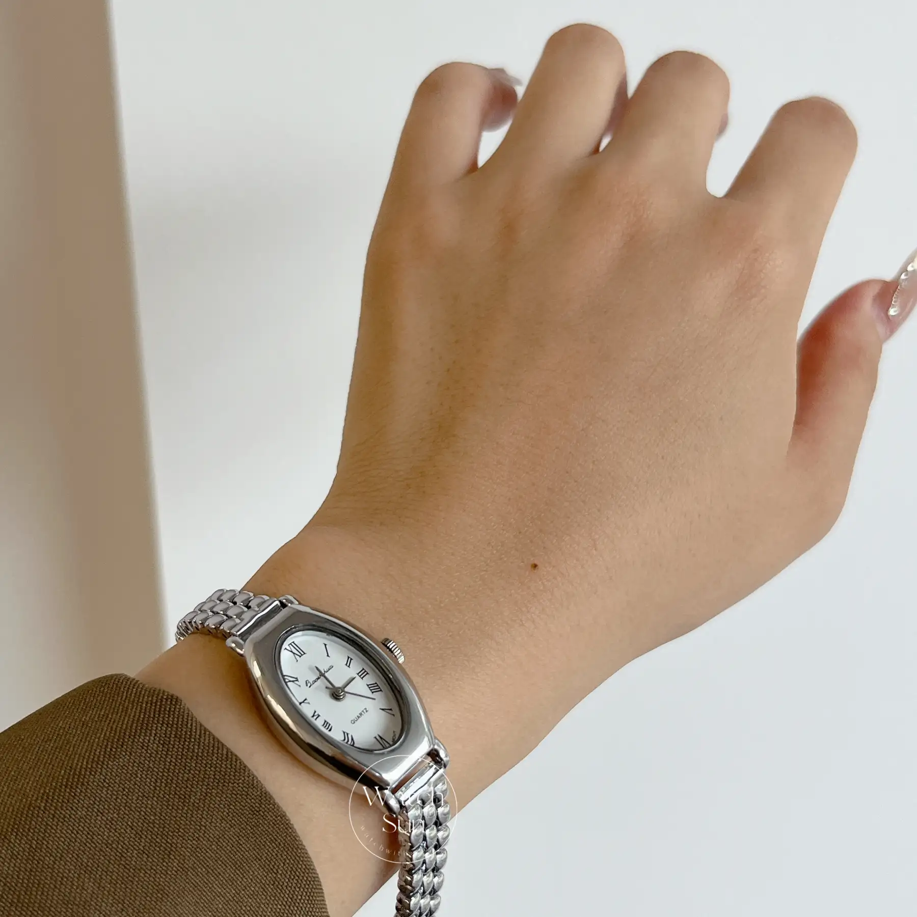 Oval White Vintage Silver Women’s Watch