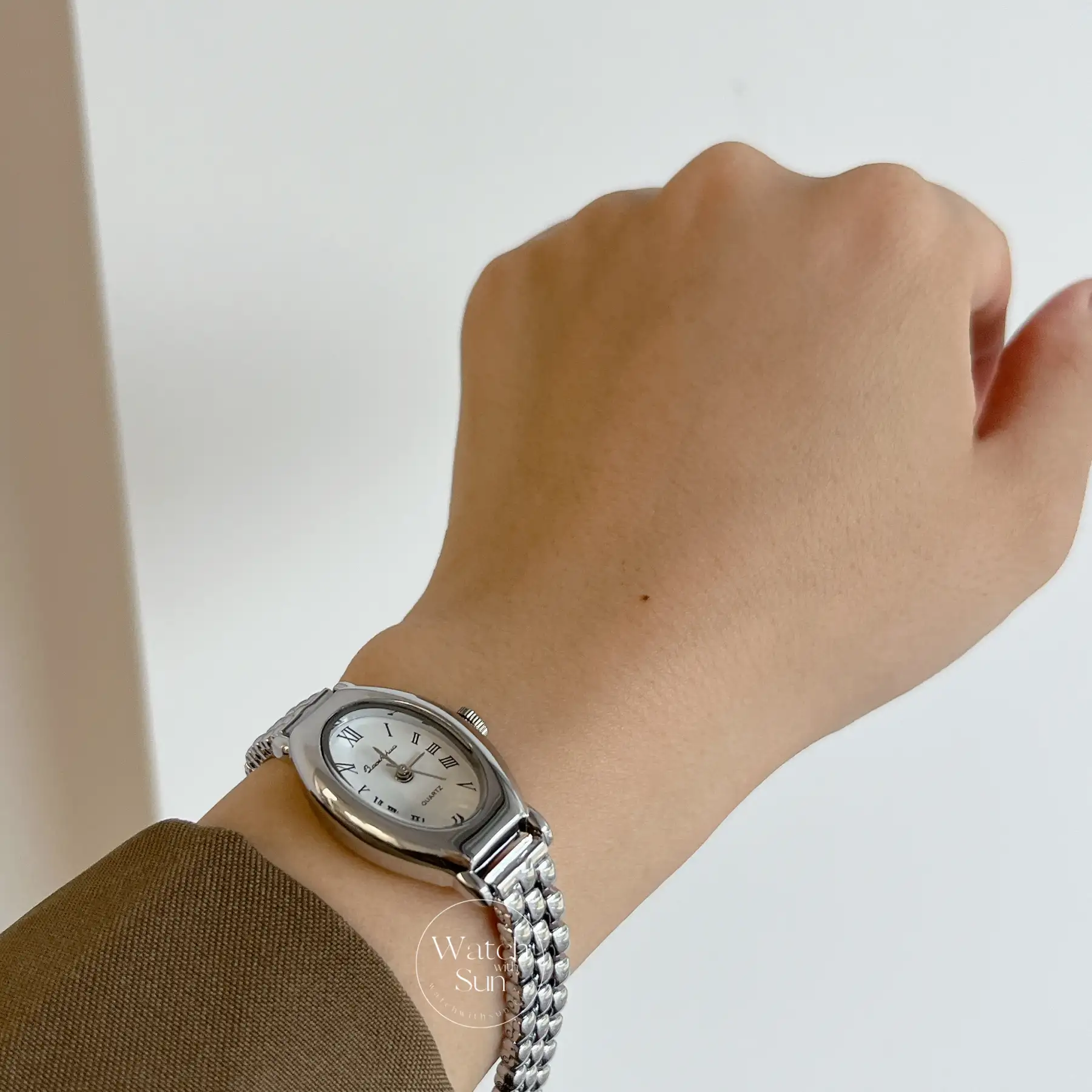 Oval White Vintage Silver Women’s Watch