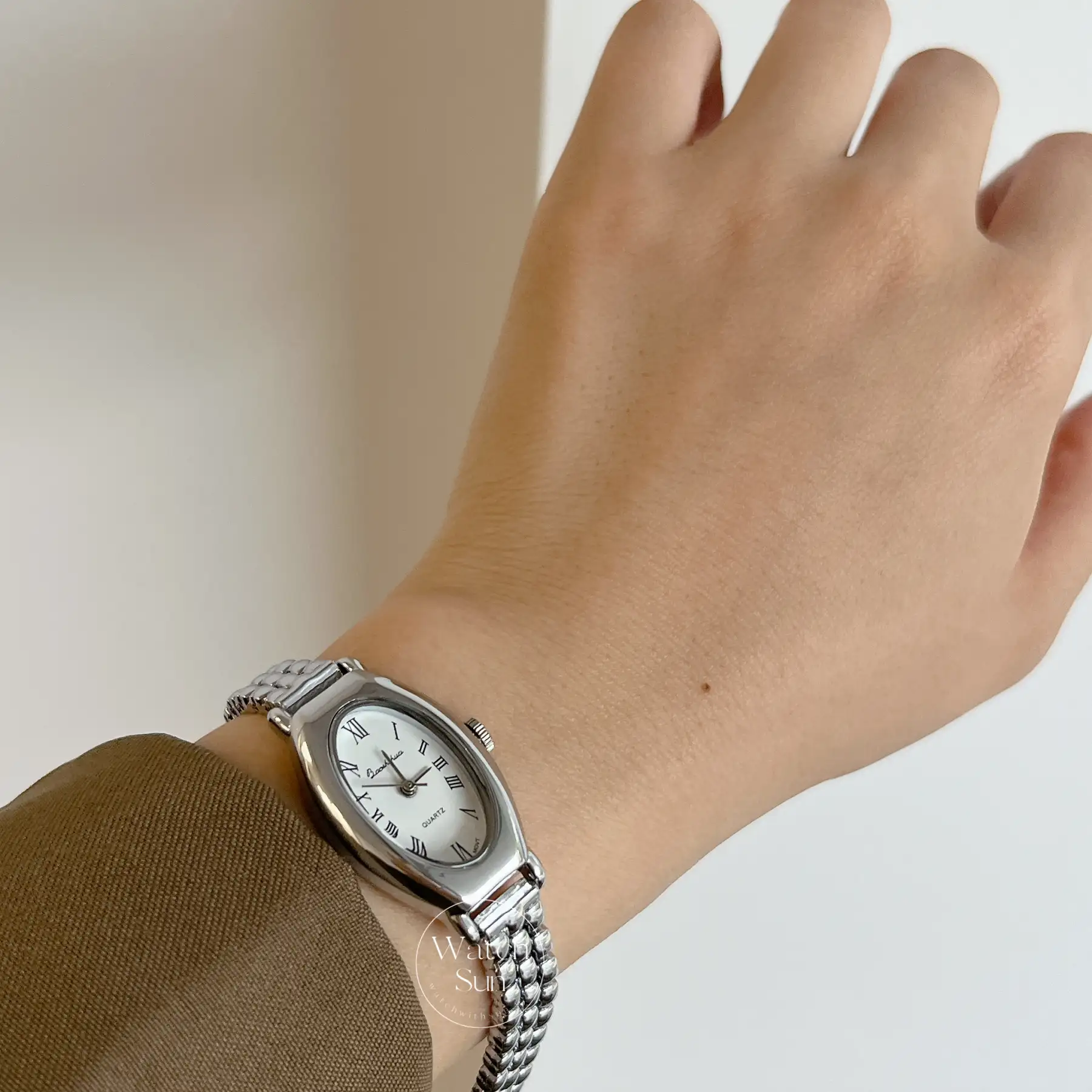 Oval White Vintage Silver Women’s Watch