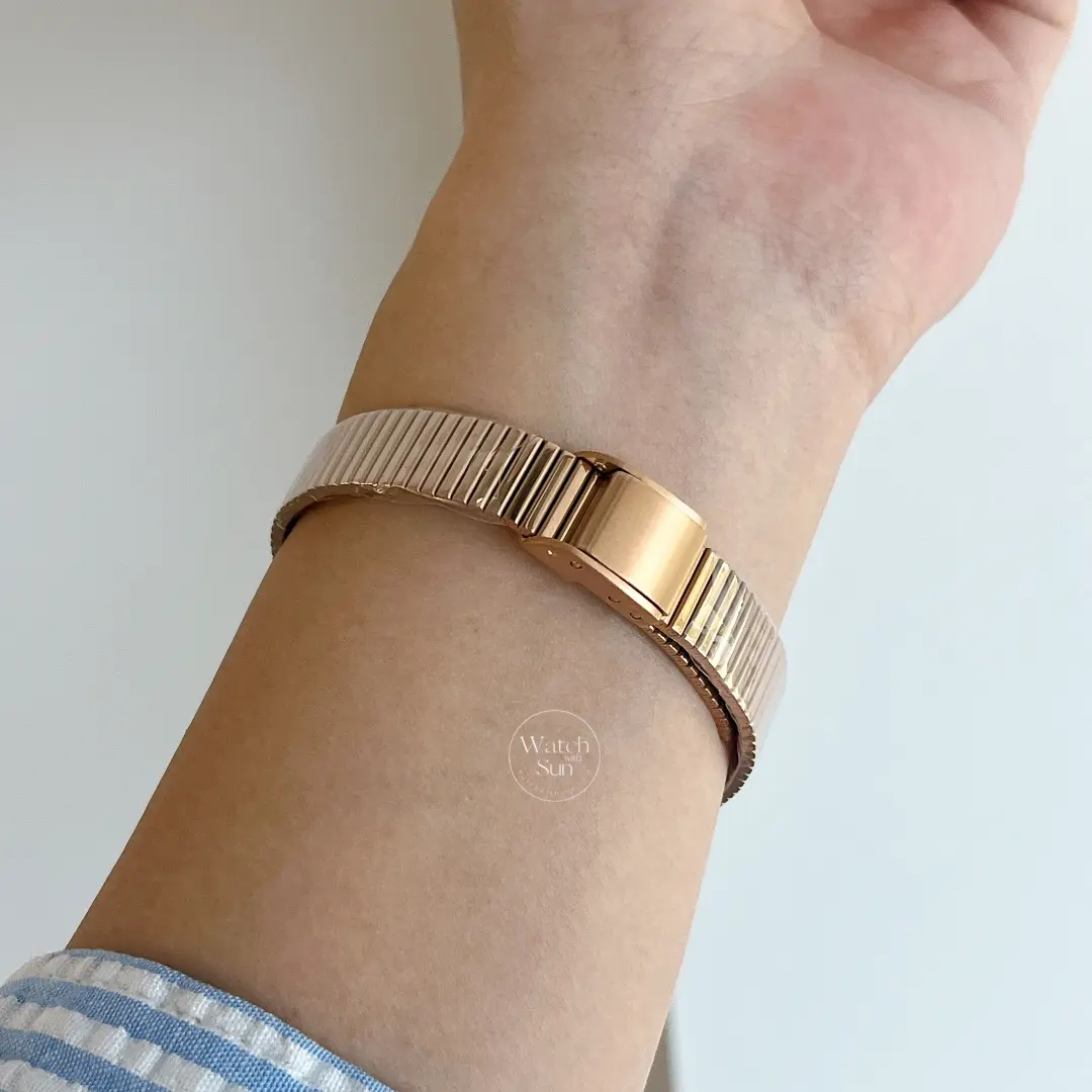 Women’s Classic Gold Oval Mother of Pearl Bracelet Watch