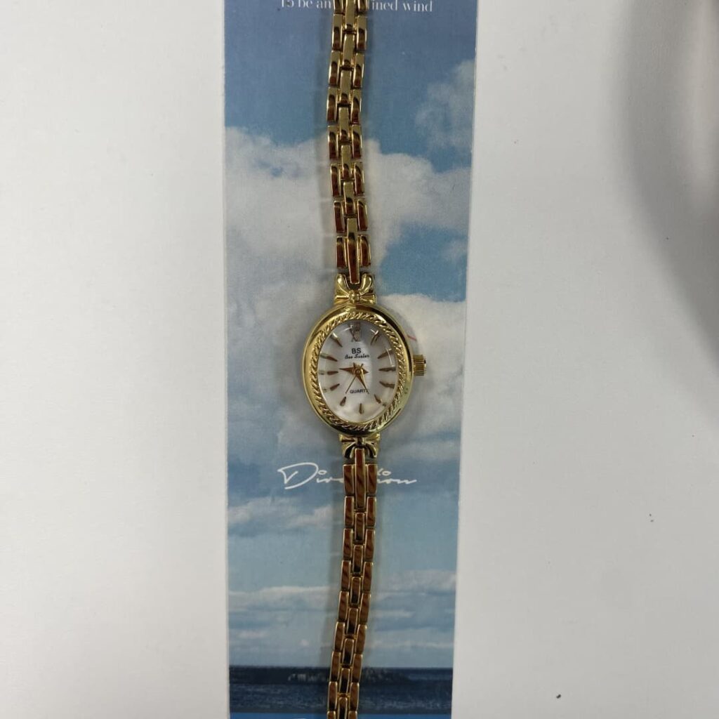 Small Face Gold Oval Watch Mother of Pearl Women’s Watch - WatchwithSun ...