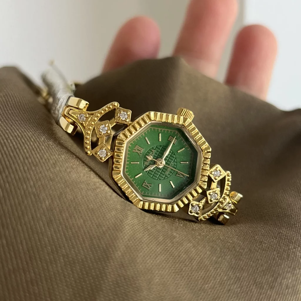 Vintage Style Emerald Green Dial Gold Bracelet Watch