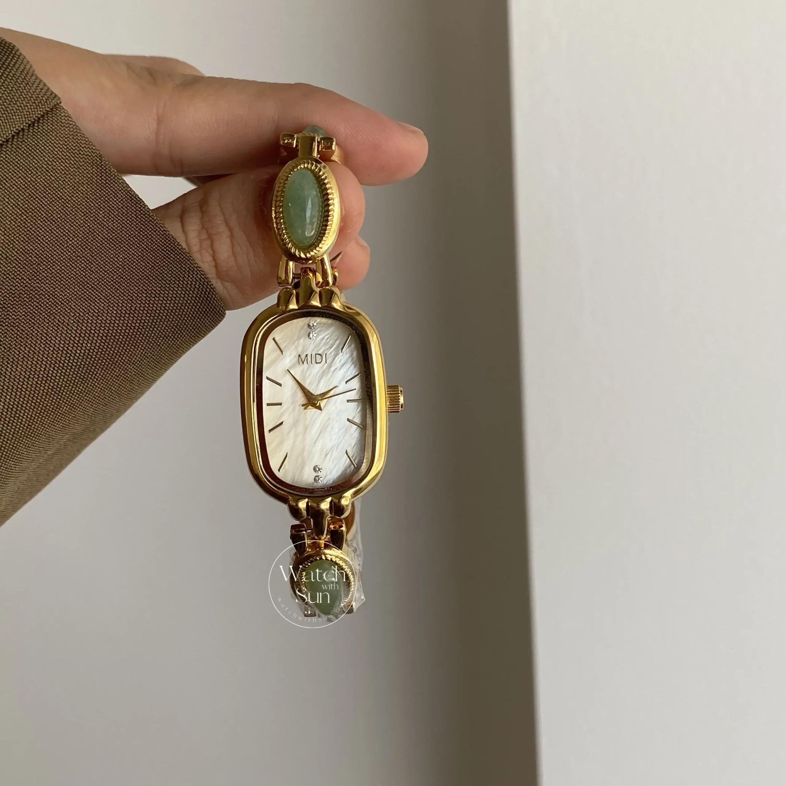 Beige Mother of Pearl Dial Watch Green Jade Bracelet Gemstone Watch for Women