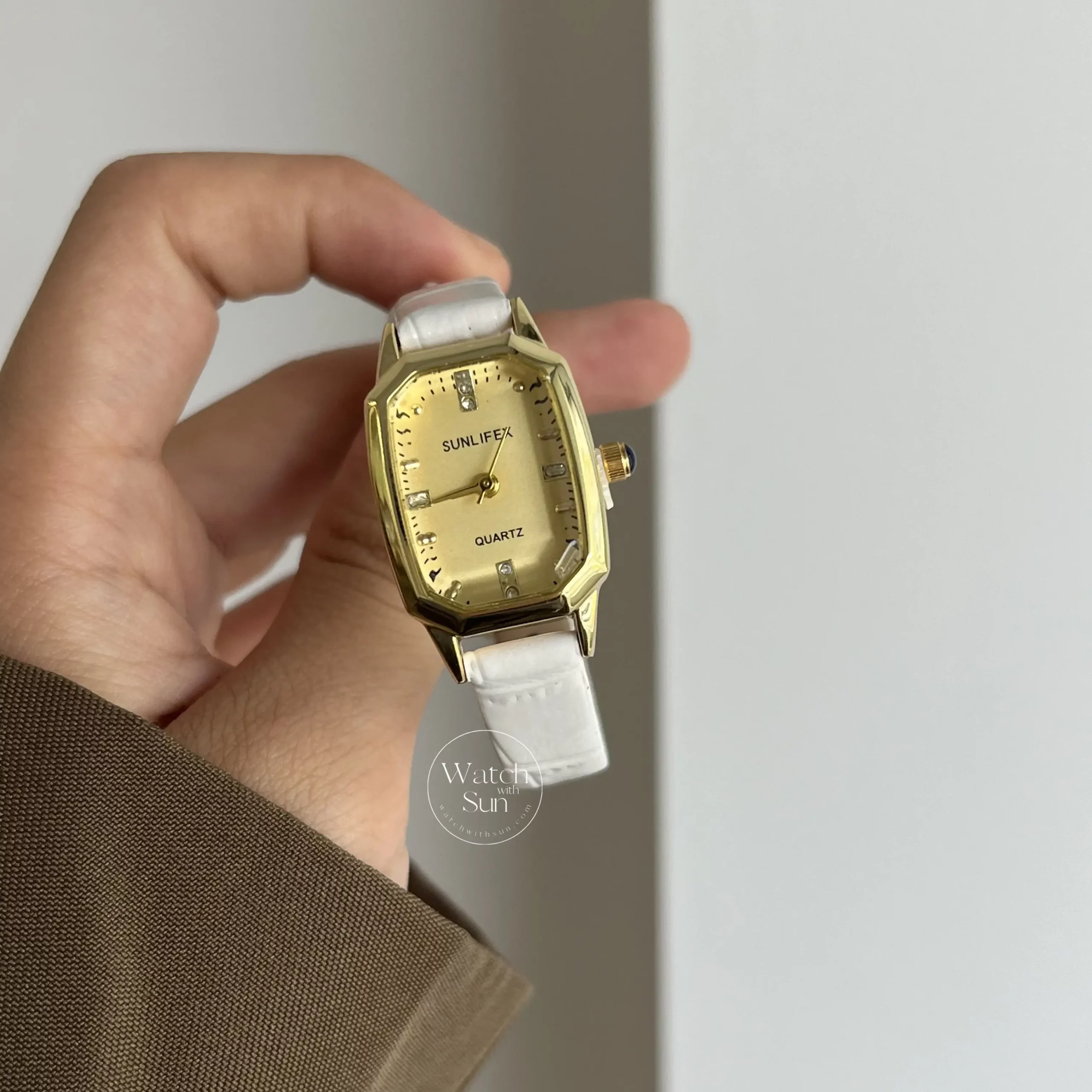 Dainty Gold Ladies Leather Strap Watches for Women