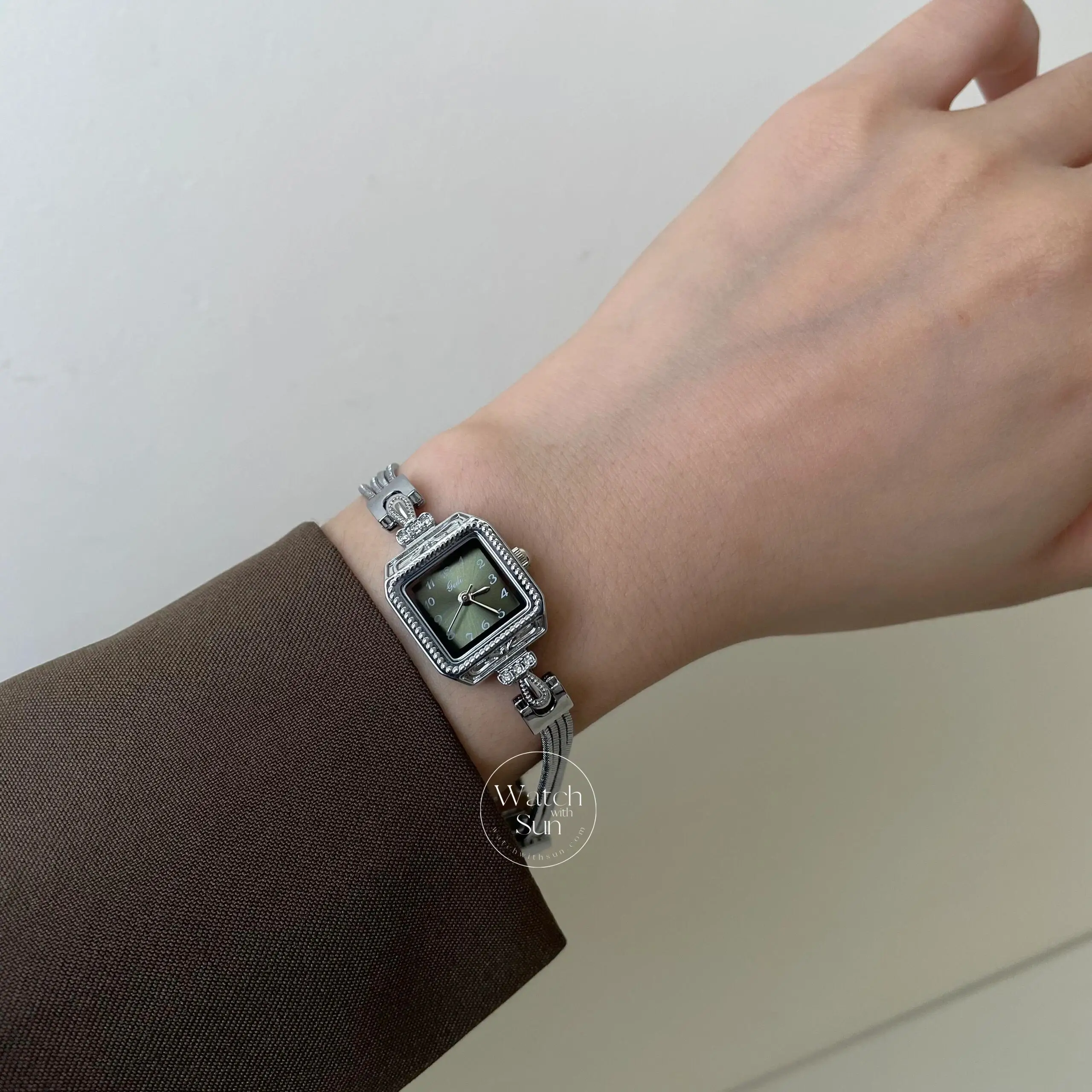 Women's Small Watch Green Dial Silver bracelet Watch